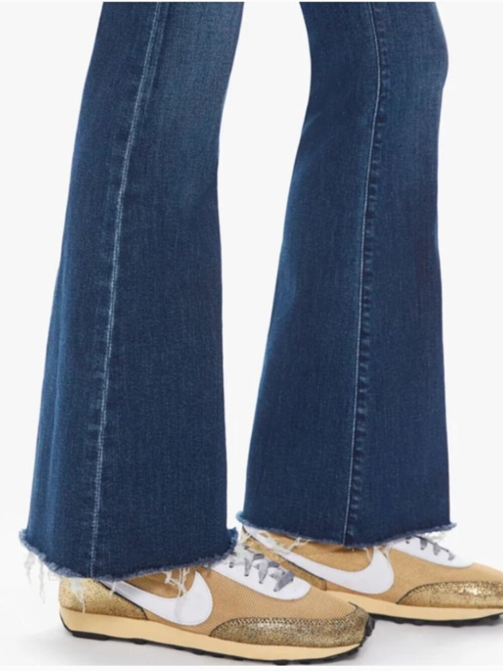 Mother The Weekender Fray in Mint Condition Dark Wash Jeans Women's Size 30 - Picture 11 of 12
